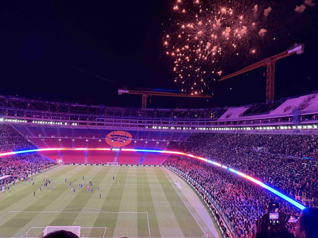 Camp Nou Renovates - Technology AI - 360 Screens - San Interactive